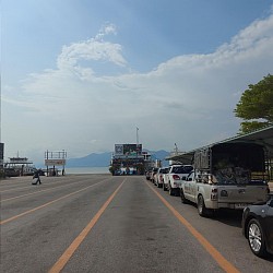 ท่าเรืออ่าวธรรมชาติ เกาะช้าง